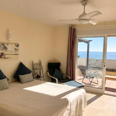 Villa Sea Front *